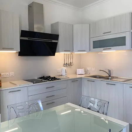 Ocean View Marsascala Apartman *